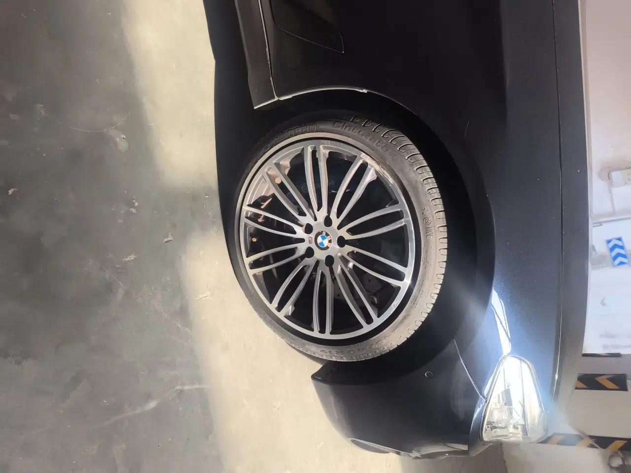 BMW 5 Series 2018 530Li Leading Model M Sport Package — миниатюра 8