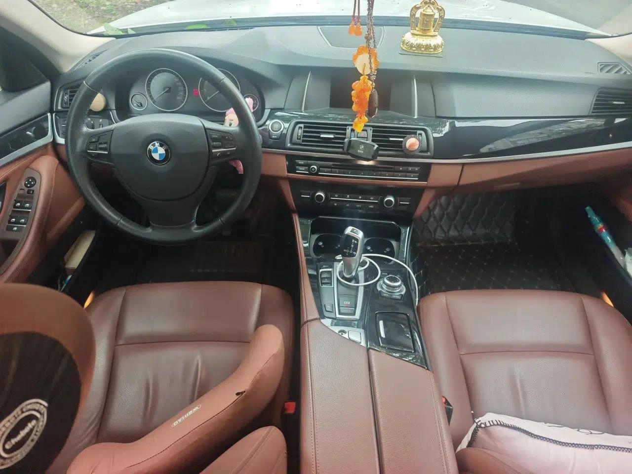 BMW 5 Series 2015 520i Elegant Edition — миниатюра 9