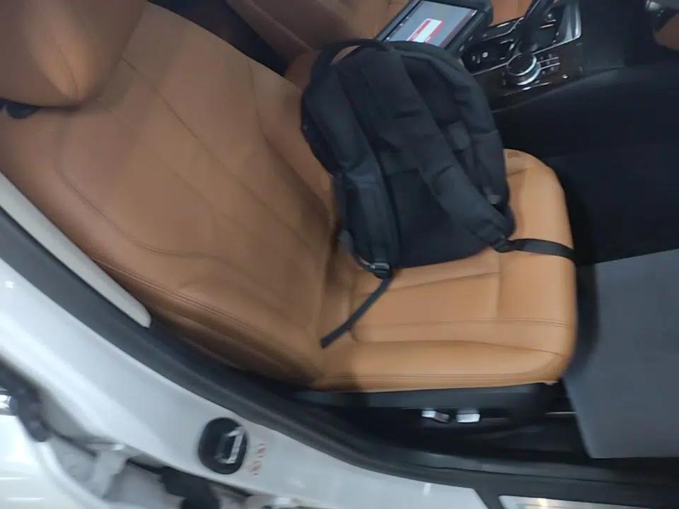 BMW 5 Series 2018 528Li Launch Special Edition — миниатюра 19