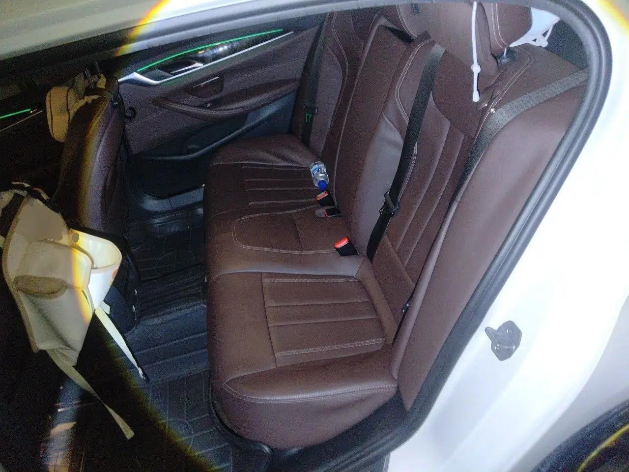 BMW 5 Series 2018 525Li M Sport Package — миниатюра 17