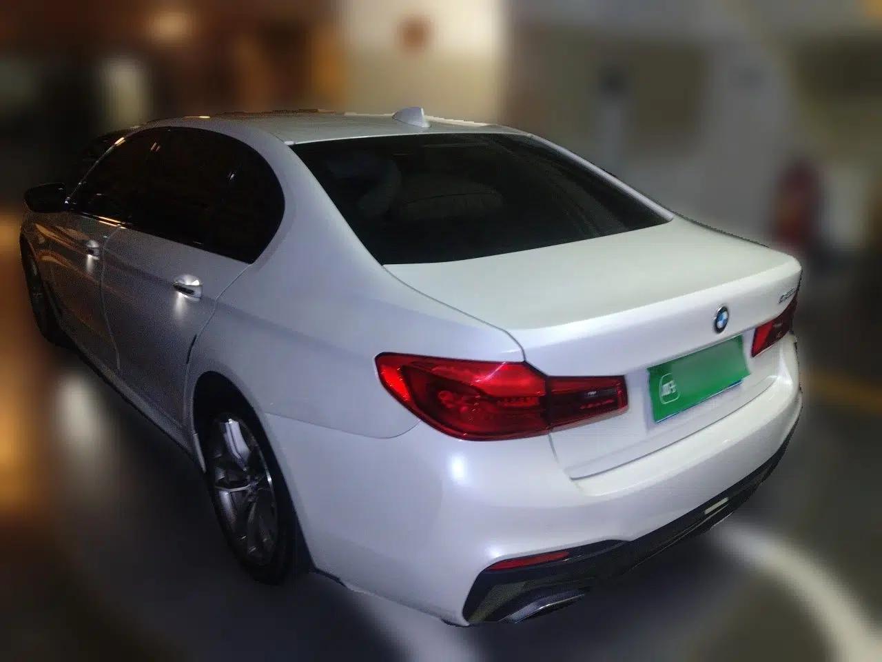 BMW 5 Series 2018 525Li M Sport Package — миниатюра 4