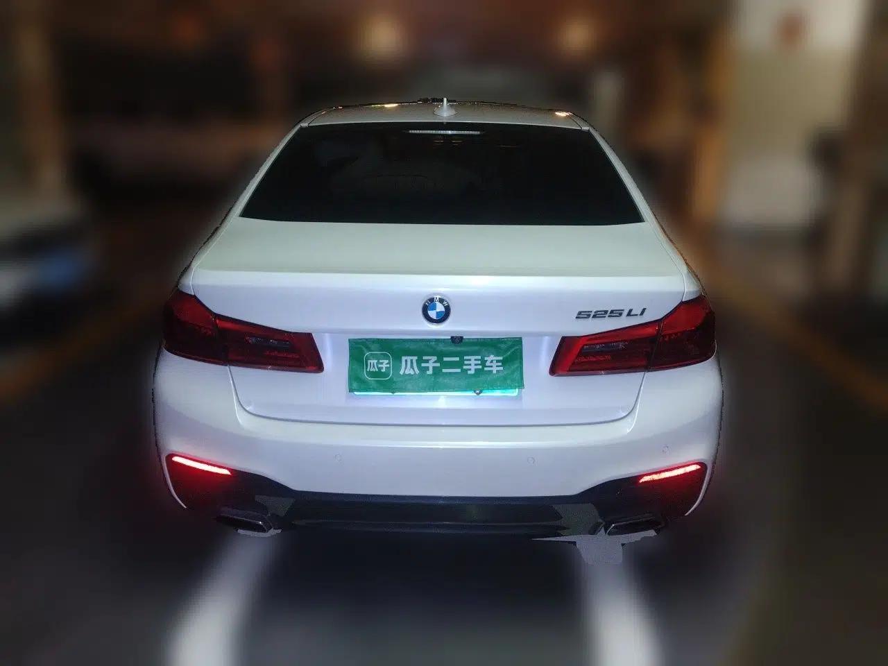 BMW 5 Series 2018 525Li M Sport Package — миниатюра 5