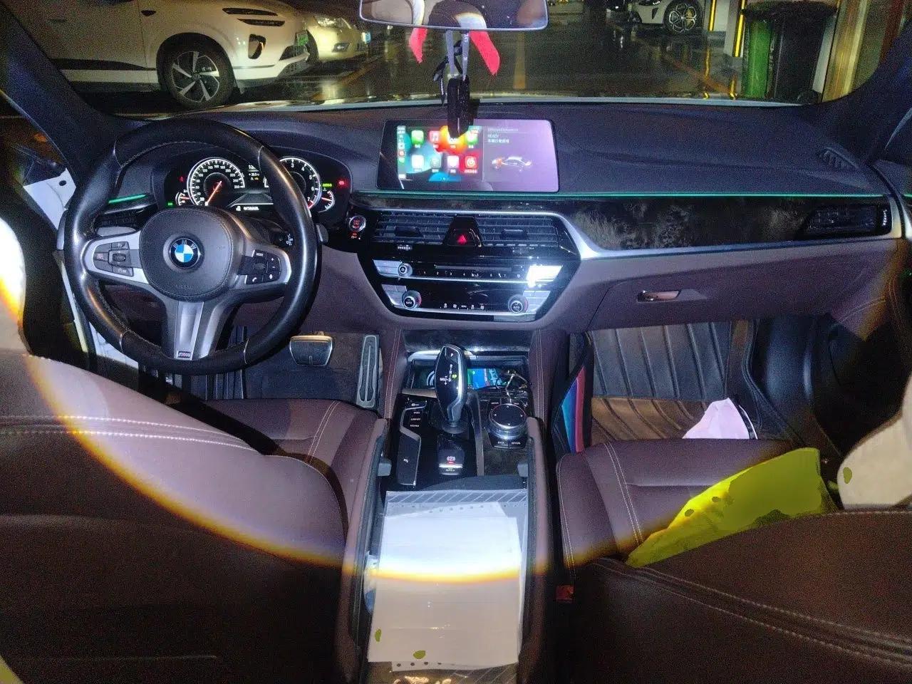 BMW 5 Series 2018 525Li M Sport Package — миниатюра 9