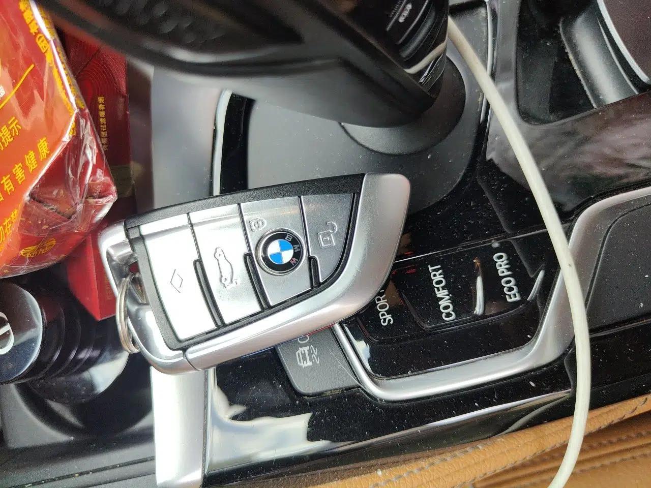 BMW 5 Series 2018 530Li Leading Model M Sport Package — миниатюра 17