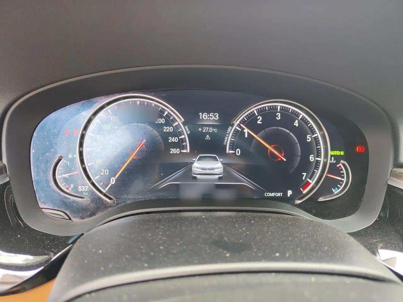BMW 5 Series 2018 530Li Leading Model M Sport Package — миниатюра 10