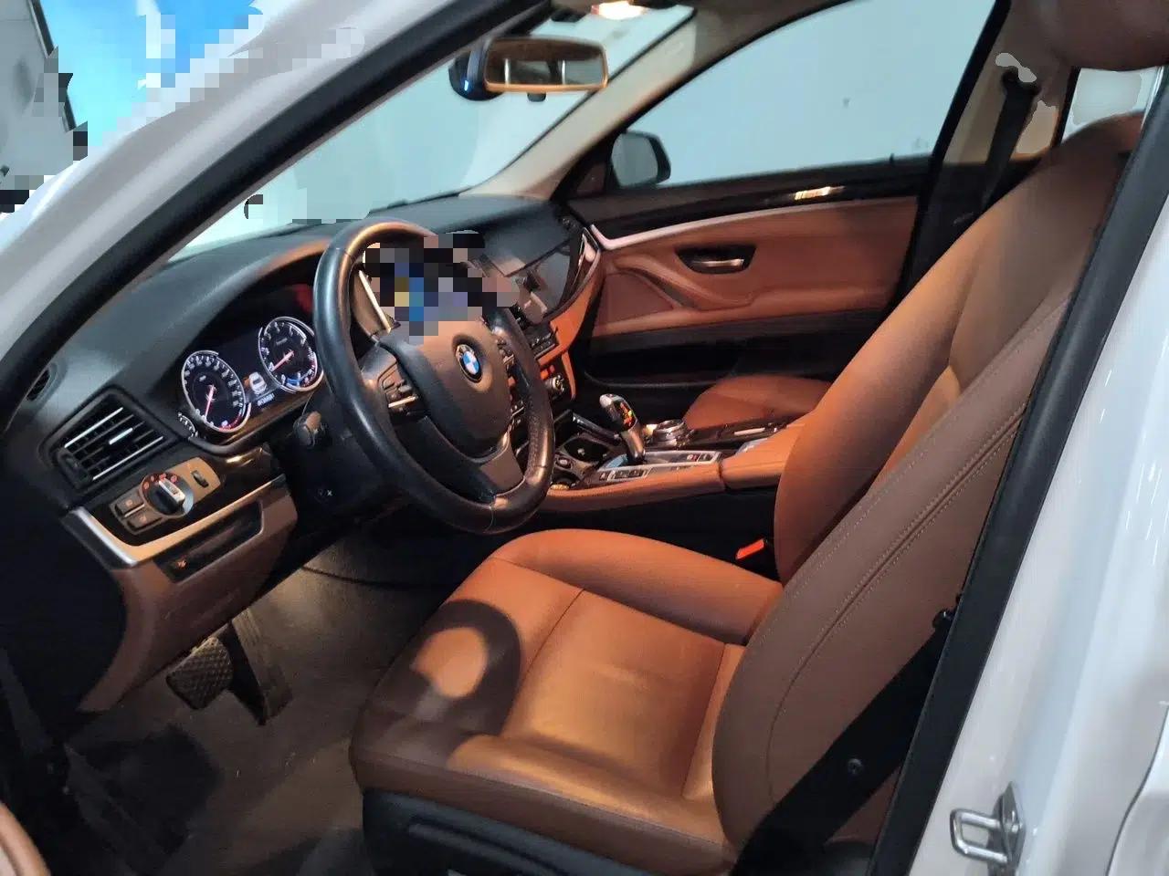 BMW 5 Series 2017 528Li Leading Model — миниатюра 15