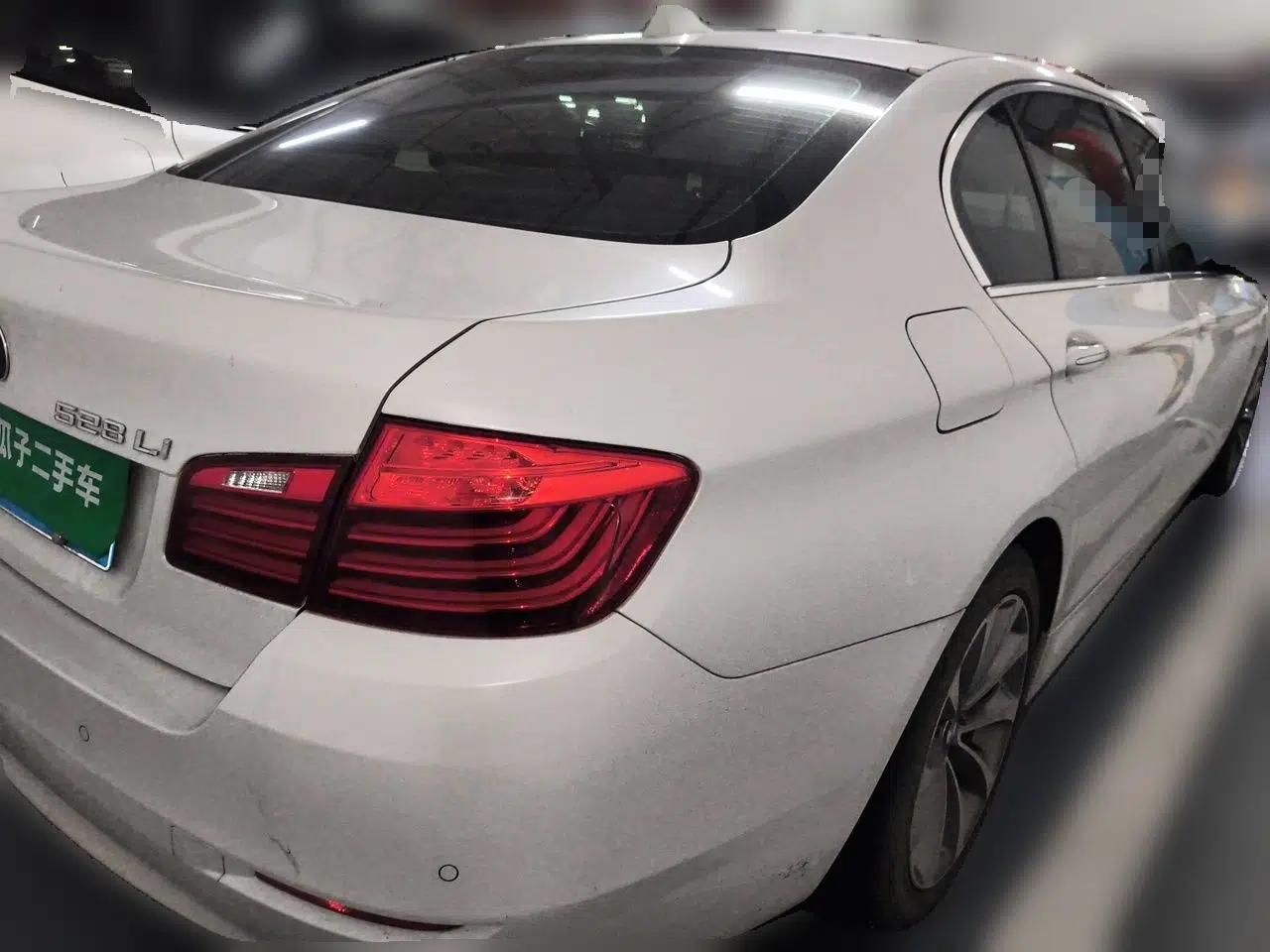 BMW 5 Series 2017 528Li Leading Model — миниатюра 6