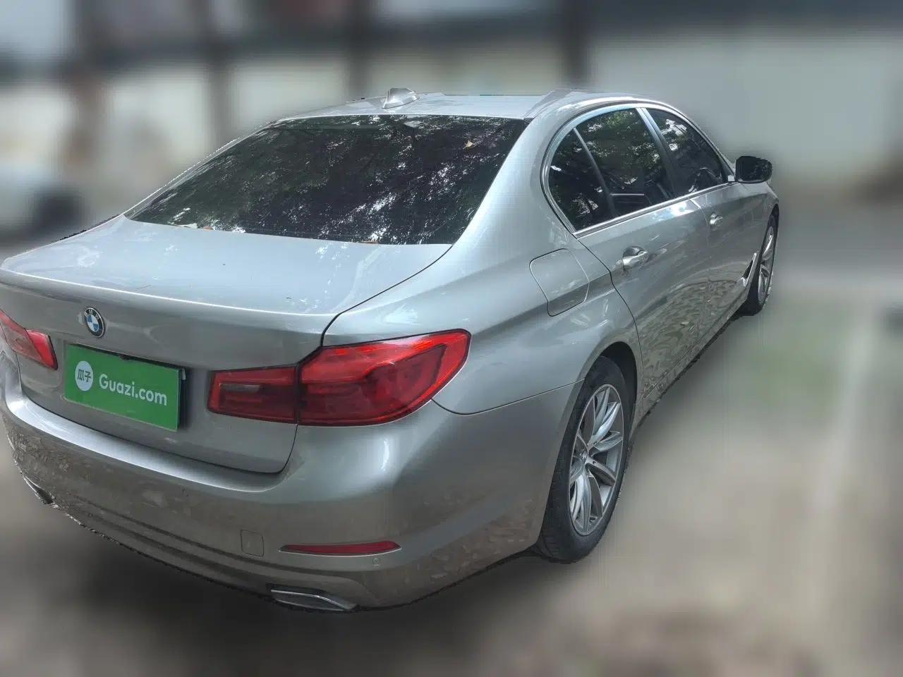 BMW 5 Series 2018 528Li Launch Special Edition — миниатюра 6