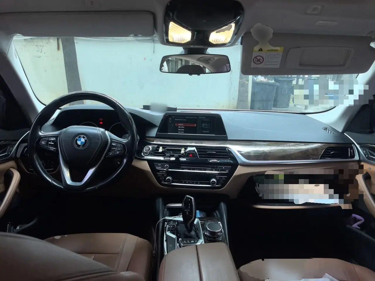 BMW 5 Series 2018 528Li Launch Special Edition — миниатюра 9
