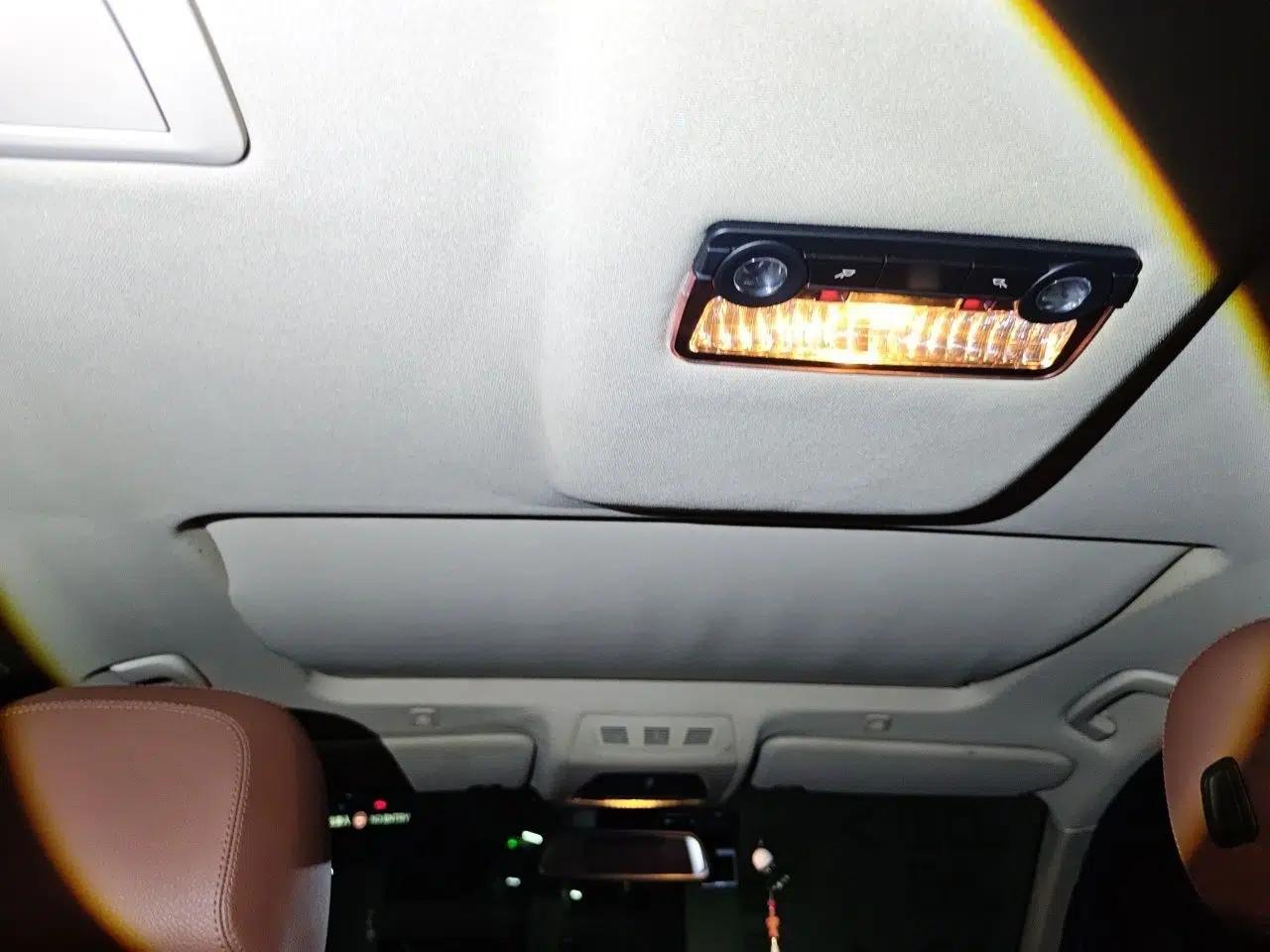 BMW 5 Series 2014 525Li Leading Model — миниатюра 18