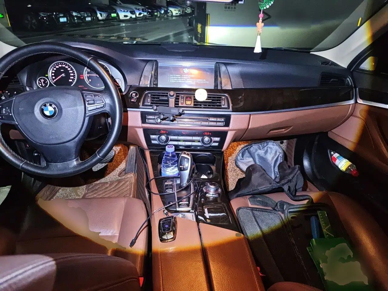 BMW 5 Series 2014 525Li Leading Model — миниатюра 9