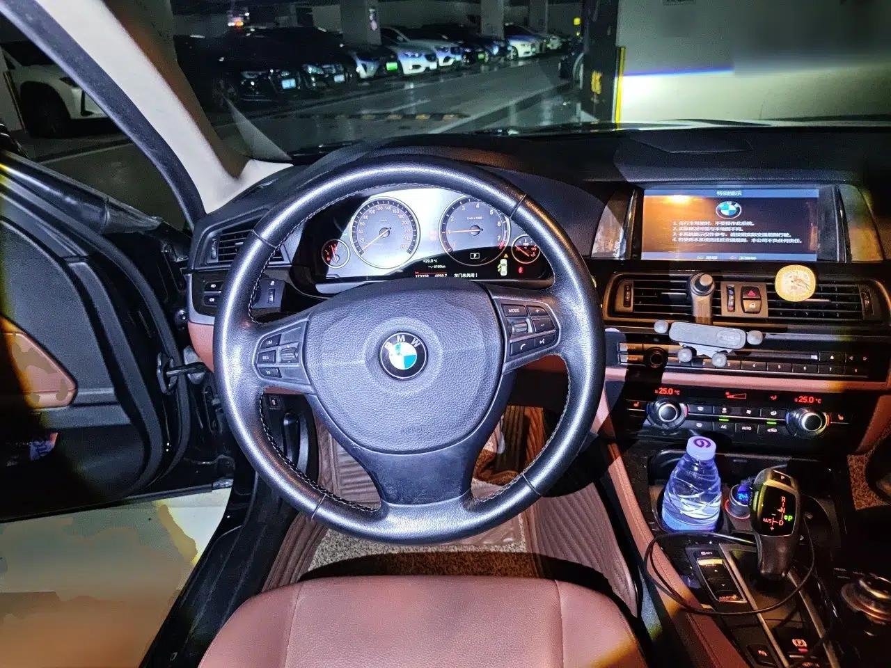 BMW 5 Series 2014 525Li Leading Model — миниатюра 10