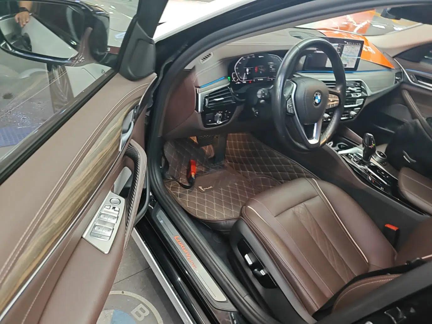 BMW 5 Series New Energy 2021 535Le Luxury Package — миниатюра 23
