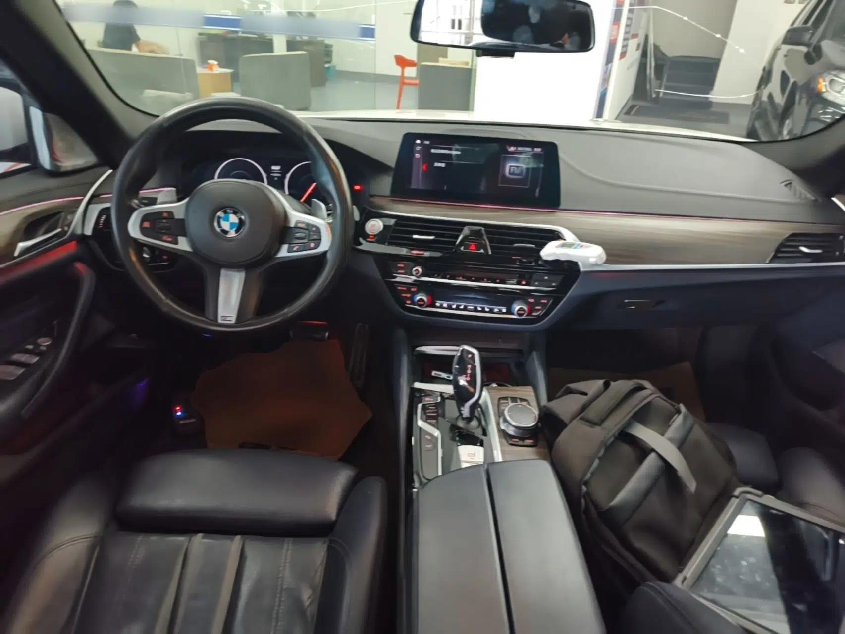 BMW 5 Series 2019 Facelifted 530i M Sport Package — миниатюра 12