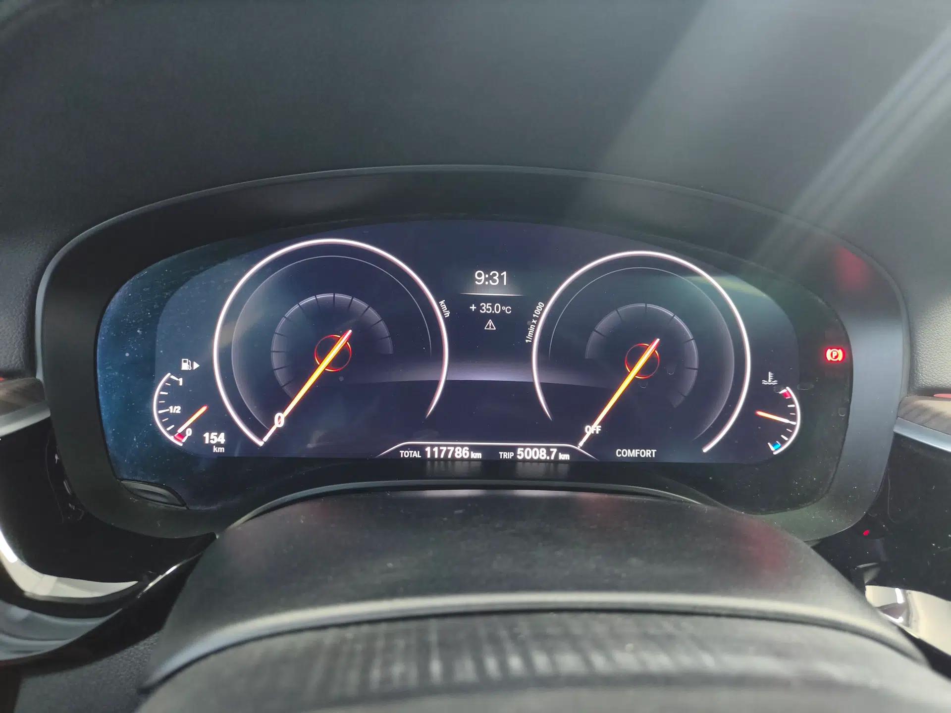BMW 5 Series 2019 Facelifted 530i M Sport Package — миниатюра 14