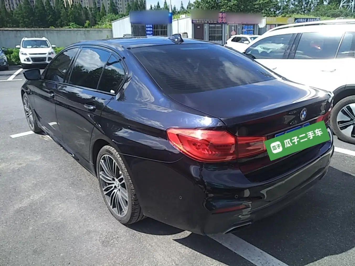 BMW 5 Series 2018 Restyled 530Li Leading Edition M Sport Package — миниатюра 13