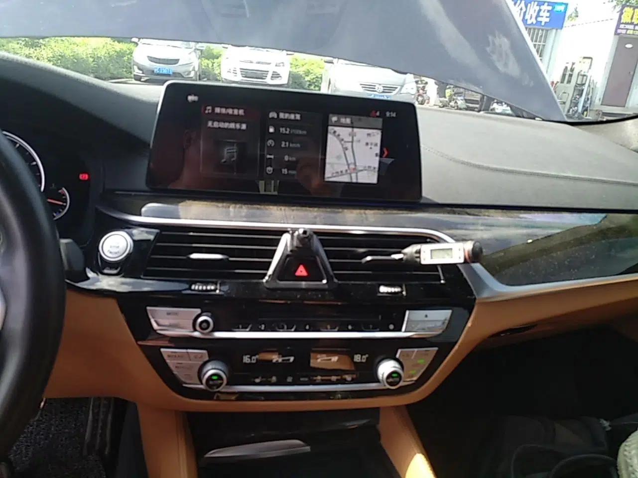 BMW 5 Series 2018 Restyled 530Li Leading Edition M Sport Package — миниатюра 20