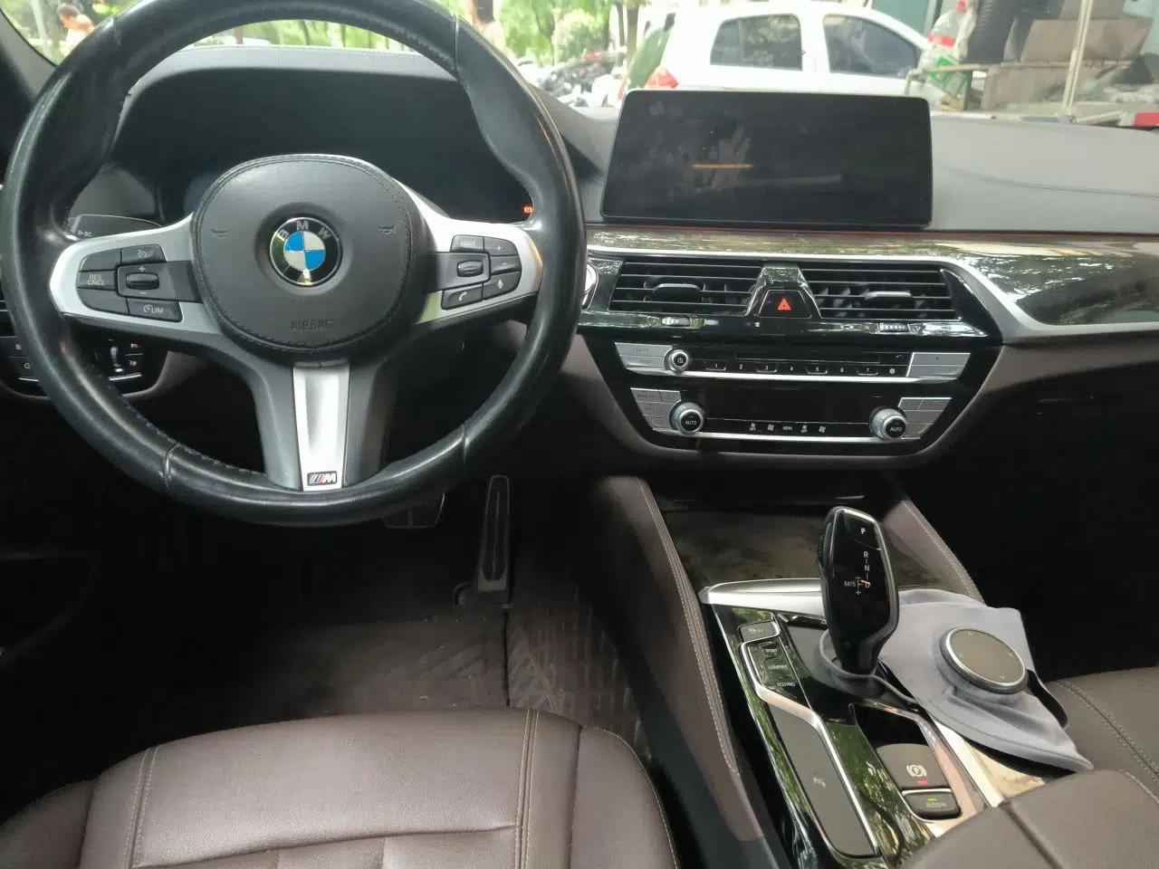 BMW 5 Series 2019 525Li M Sport Package — миниатюра 9