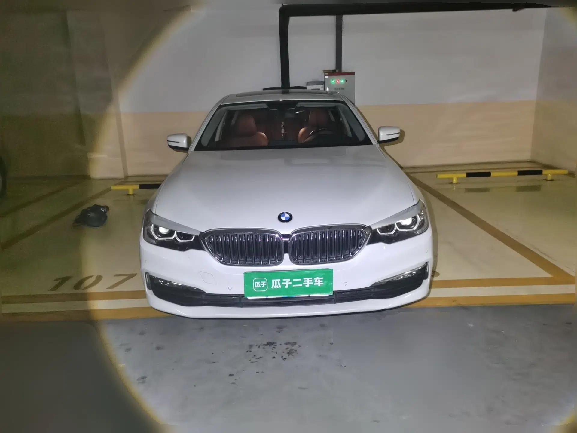BMW 5 Series 2018 528Li Launch Special Edition — миниатюра 2
