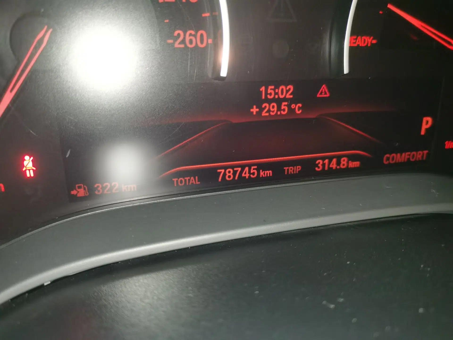 BMW 5 Series 2018 528Li Launch Special Edition — миниатюра 11