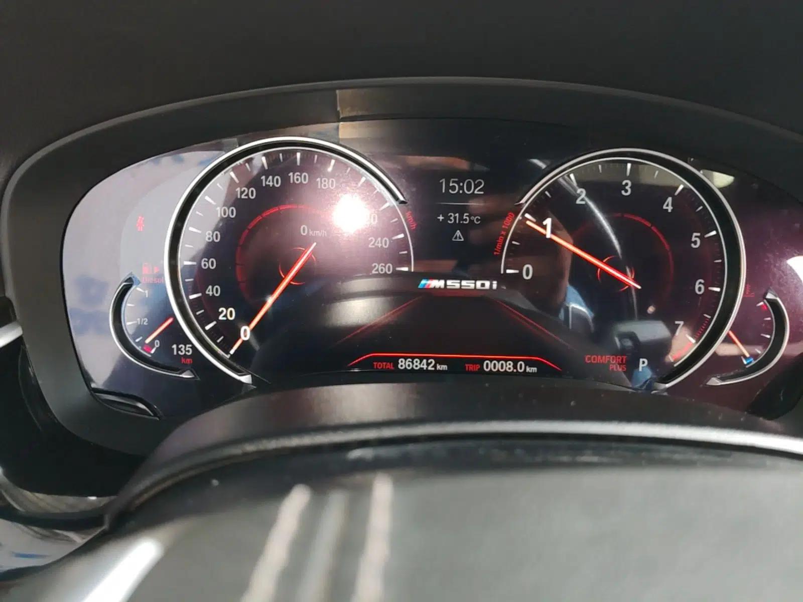 BMW 5 Series 2018 530Li Leading Model M Sport Package — миниатюра 14
