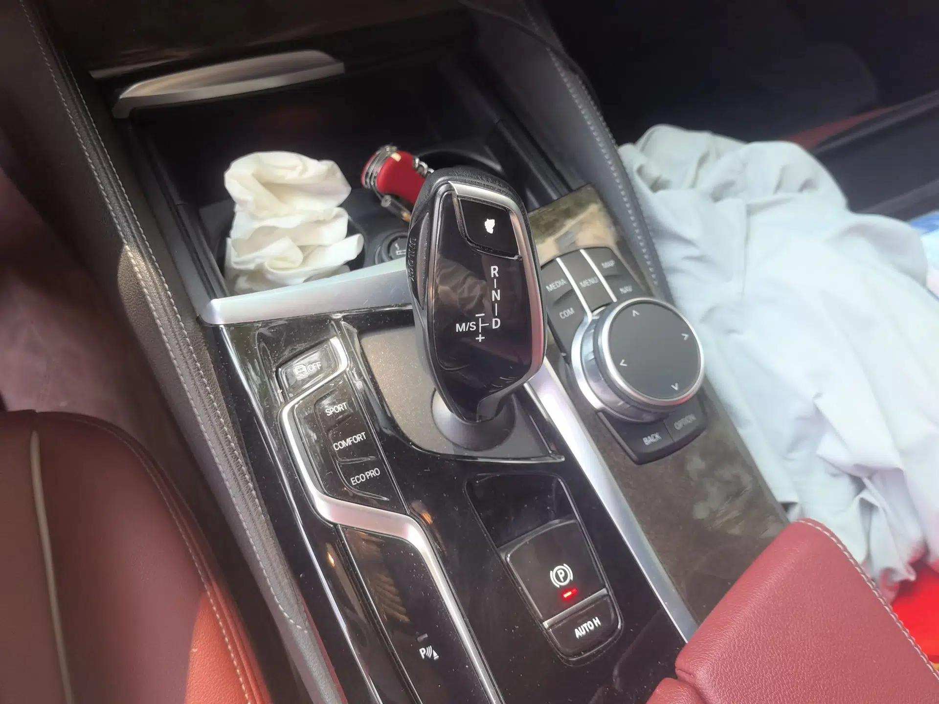 BMW 5 Series 2021 525Li M Sport Package — миниатюра 14