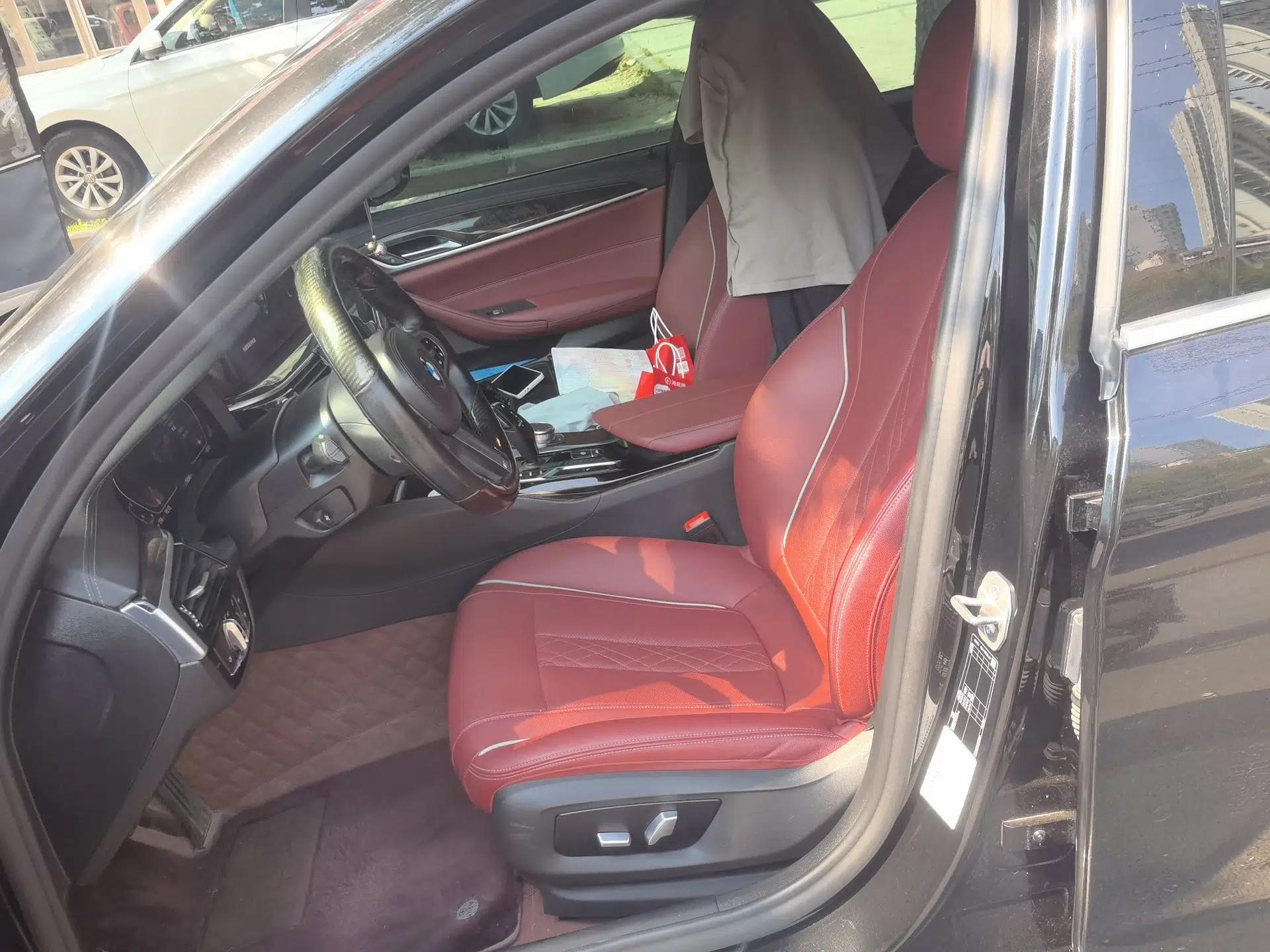 BMW 5 Series 2021 525Li M Sport Package — миниатюра 15