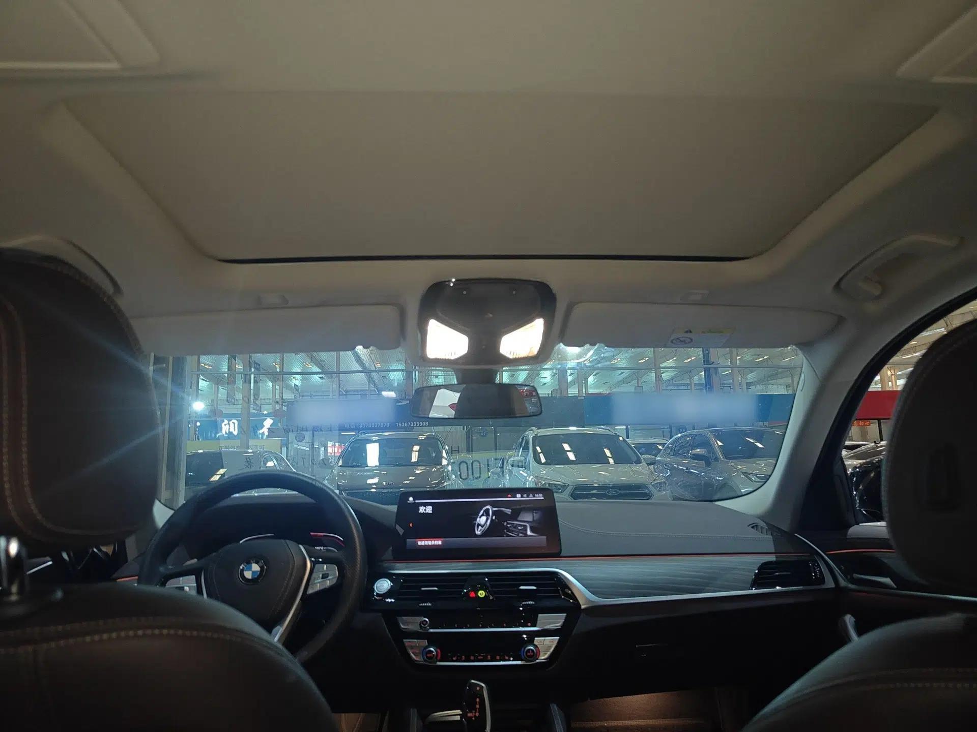BMW 5 Series 2021 Restyled 530Li Leading Edition Luxury Package — миниатюра 15
