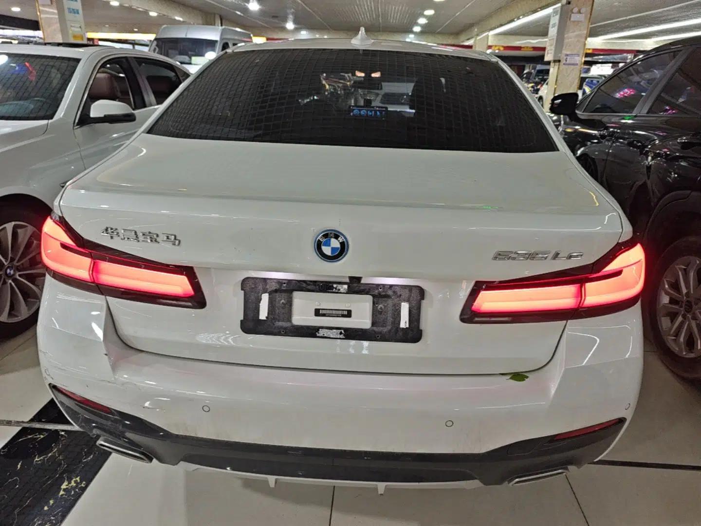 BMW 5 Series New Energy 2022 535Le M Sport Package — миниатюра 5