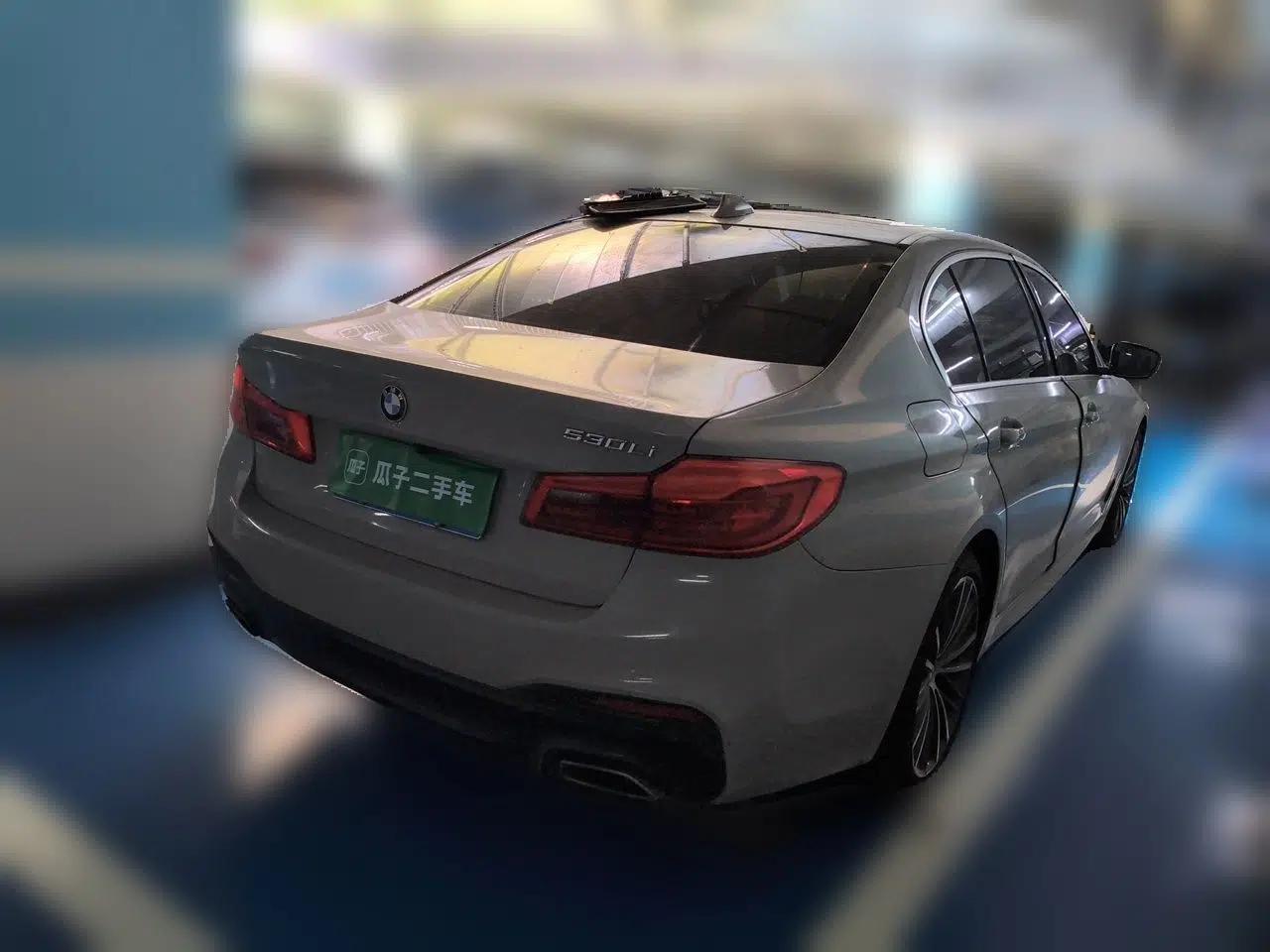 BMW 5 Series 2019 Restyled 530Li Luxury Edition M Sport Package — миниатюра 6