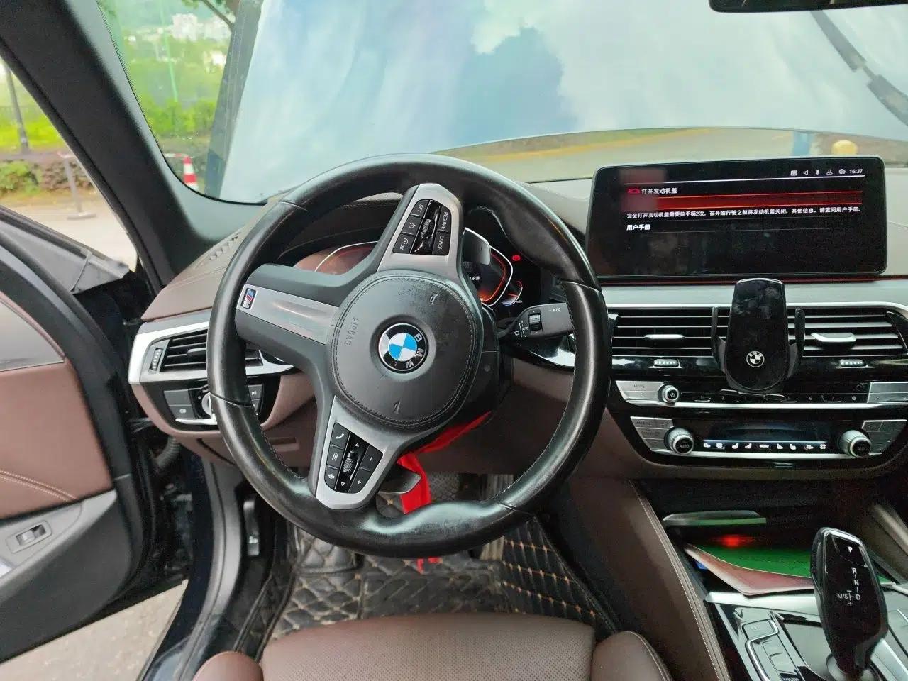 BMW 5 Series 2022 530Li Luxury Edition M Sport Package — миниатюра 10