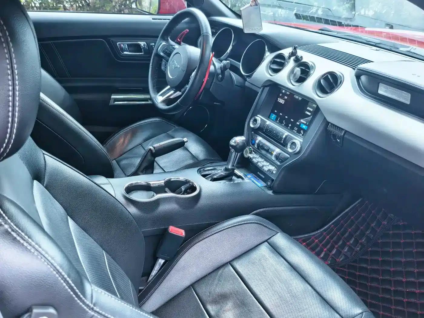 2017 Mustang 2.3T Sport Edition — миниатюра 6
