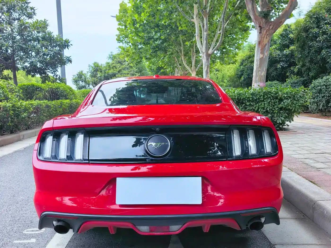 2017 Mustang 2.3T Sport Edition — миниатюра 7