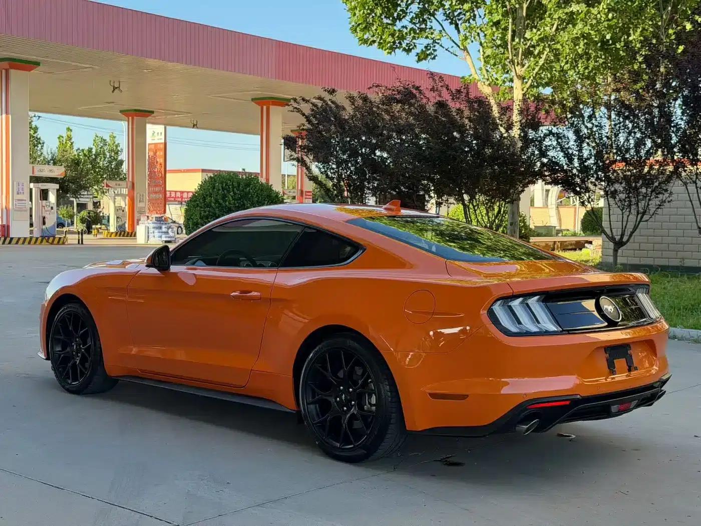 2021 Mustang 2.3T EcoBoost — миниатюра 4