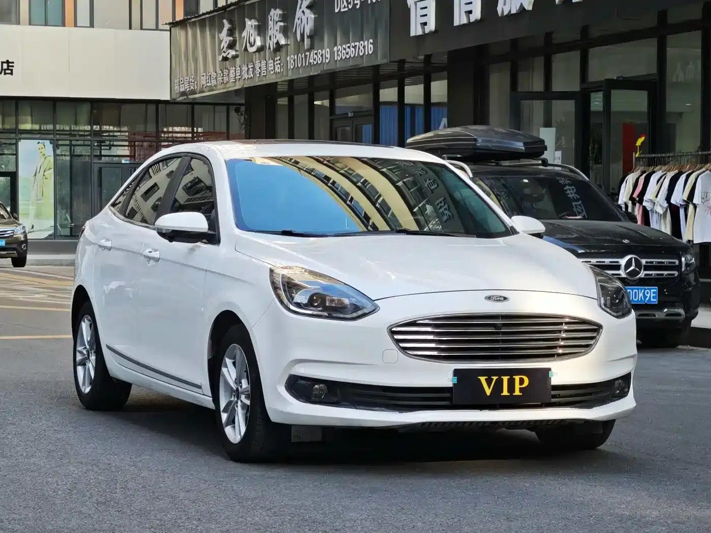 Ford Focus 2019 Facelift 1.5L Automatic Enjoyment Edition (National V Emission Standard) — миниатюра 3