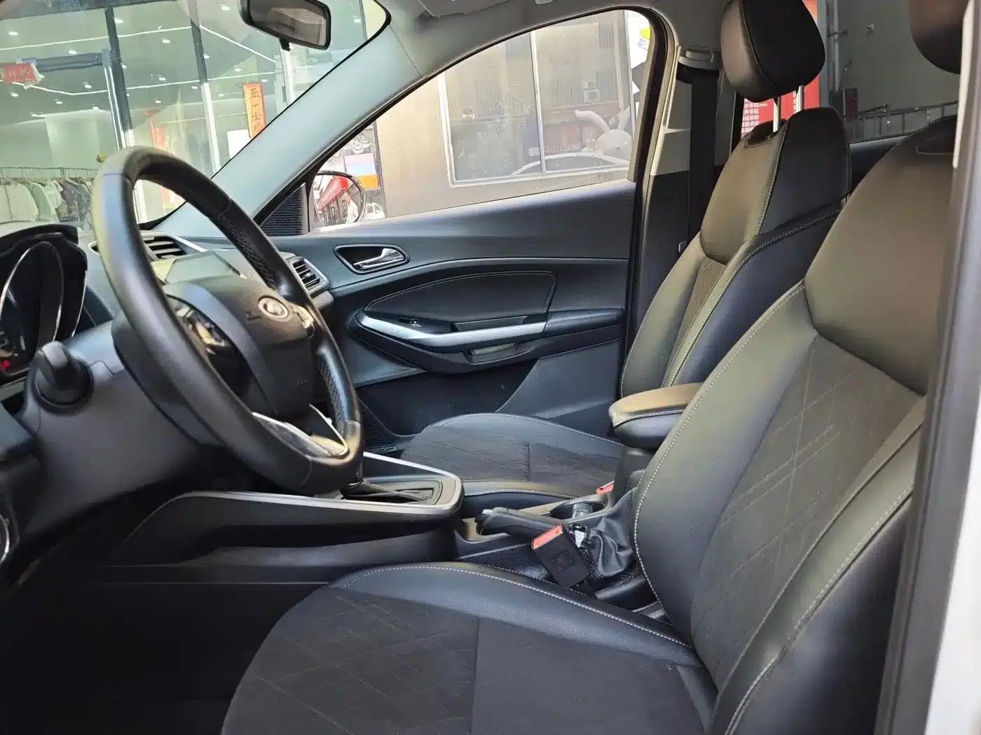 Ford Focus 2019 Facelift 1.5L Automatic Enjoyment Edition (National V Emission Standard) — миниатюра 5