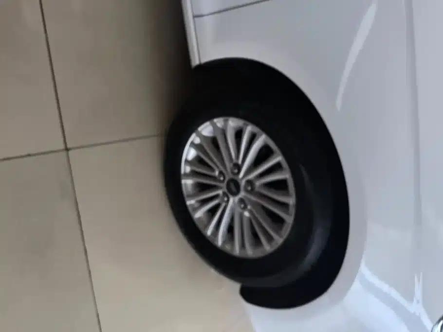 Ford Focus 2017 1.5L Automatic Comfort Model — миниатюра 6