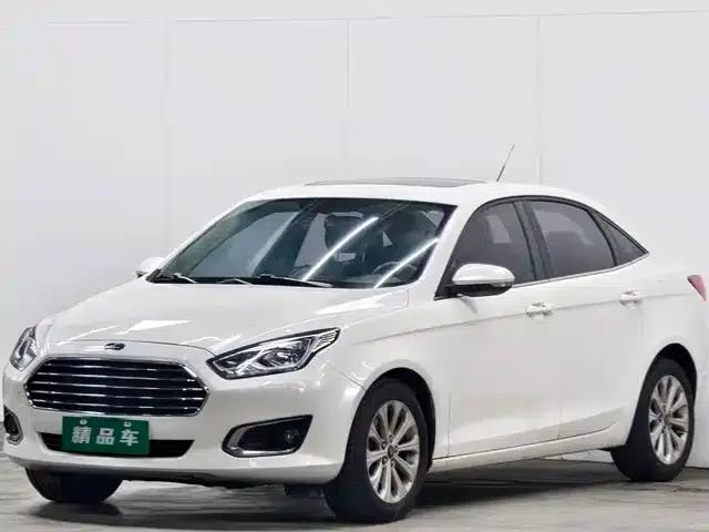 Ford Focus 2015 1.5L Automatic Fashion Edition