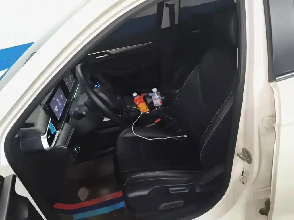 Ford Focus 2021 1.5L Automatic Diamond Edition — миниатюра 12