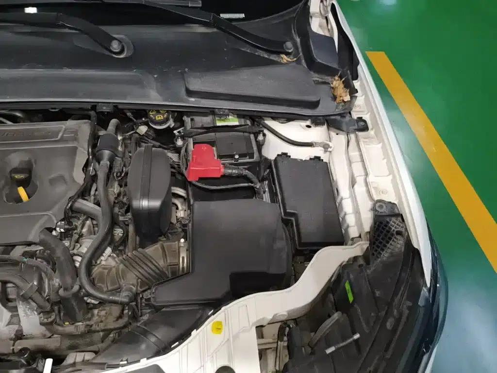 Ford Focus 2021 1.5L Automatic Diamond Edition — миниатюра 24