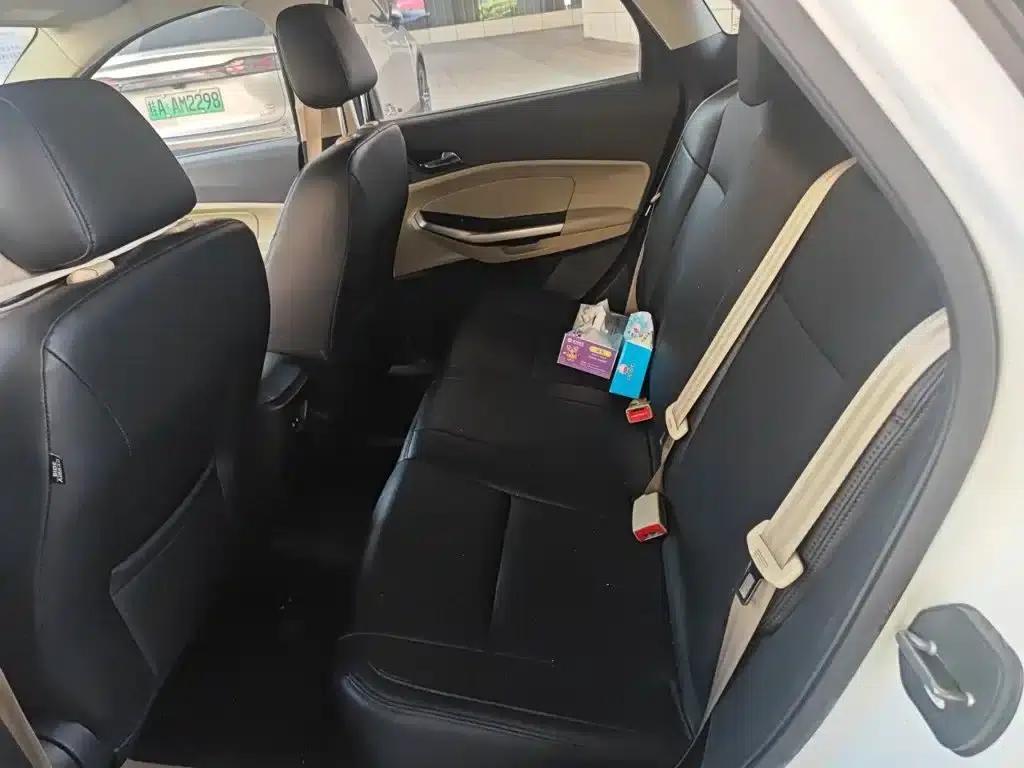 2017 Ford Focus Facelift 1.5L Automatic Comfort Model — миниатюра 14