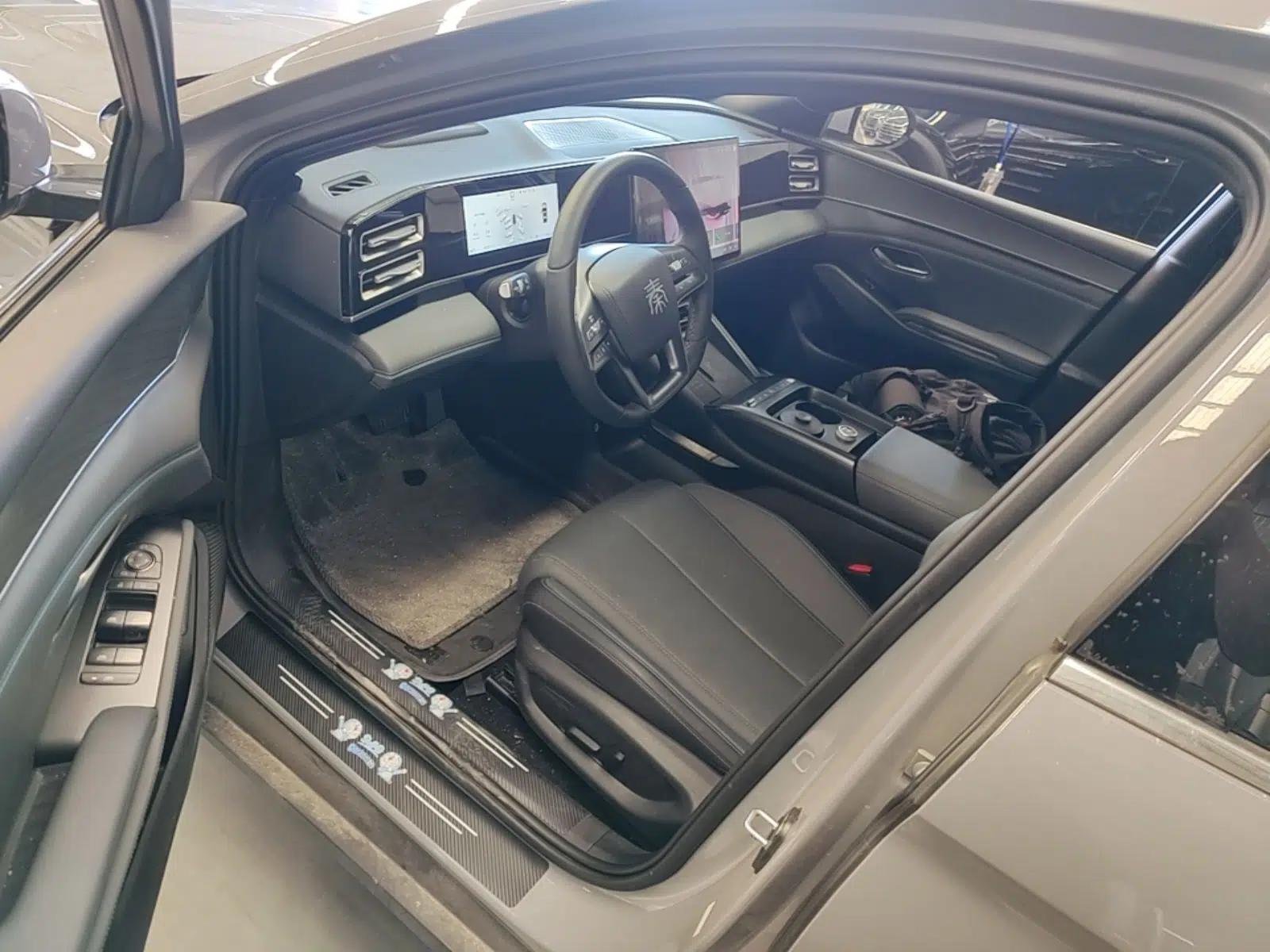 BYD Qin L 2026 Model DM-i 210KM Cloud Suspension Version — миниатюра 17