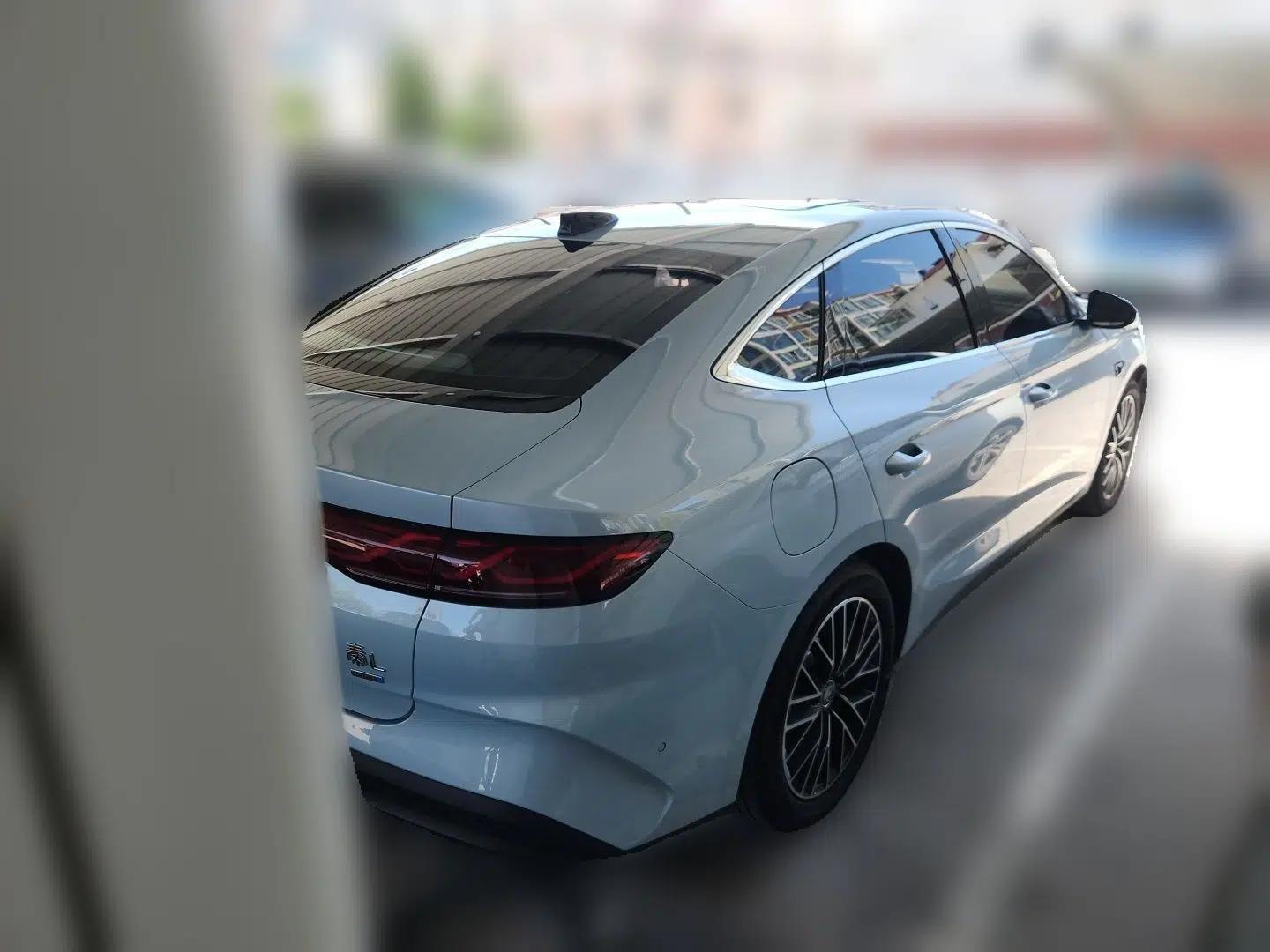 BYD Qin L 2025 DM-i Smart Drive 120KM Excellence Model — миниатюра 6