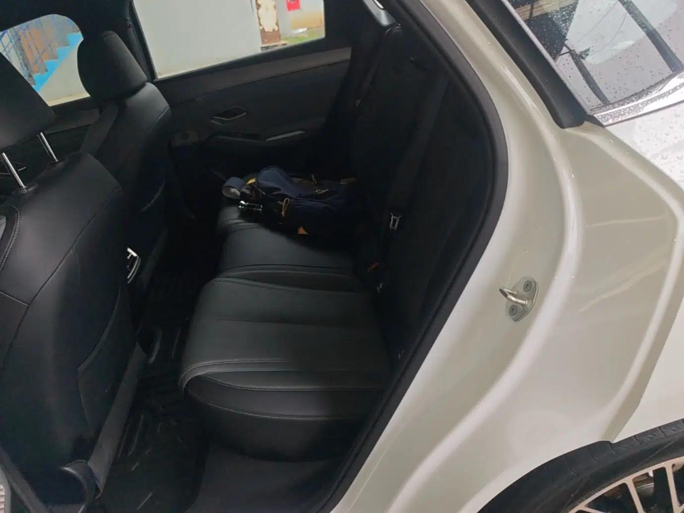 BYD Qin L 2024 DM-i 120KM Excellence Model — миниатюра 20