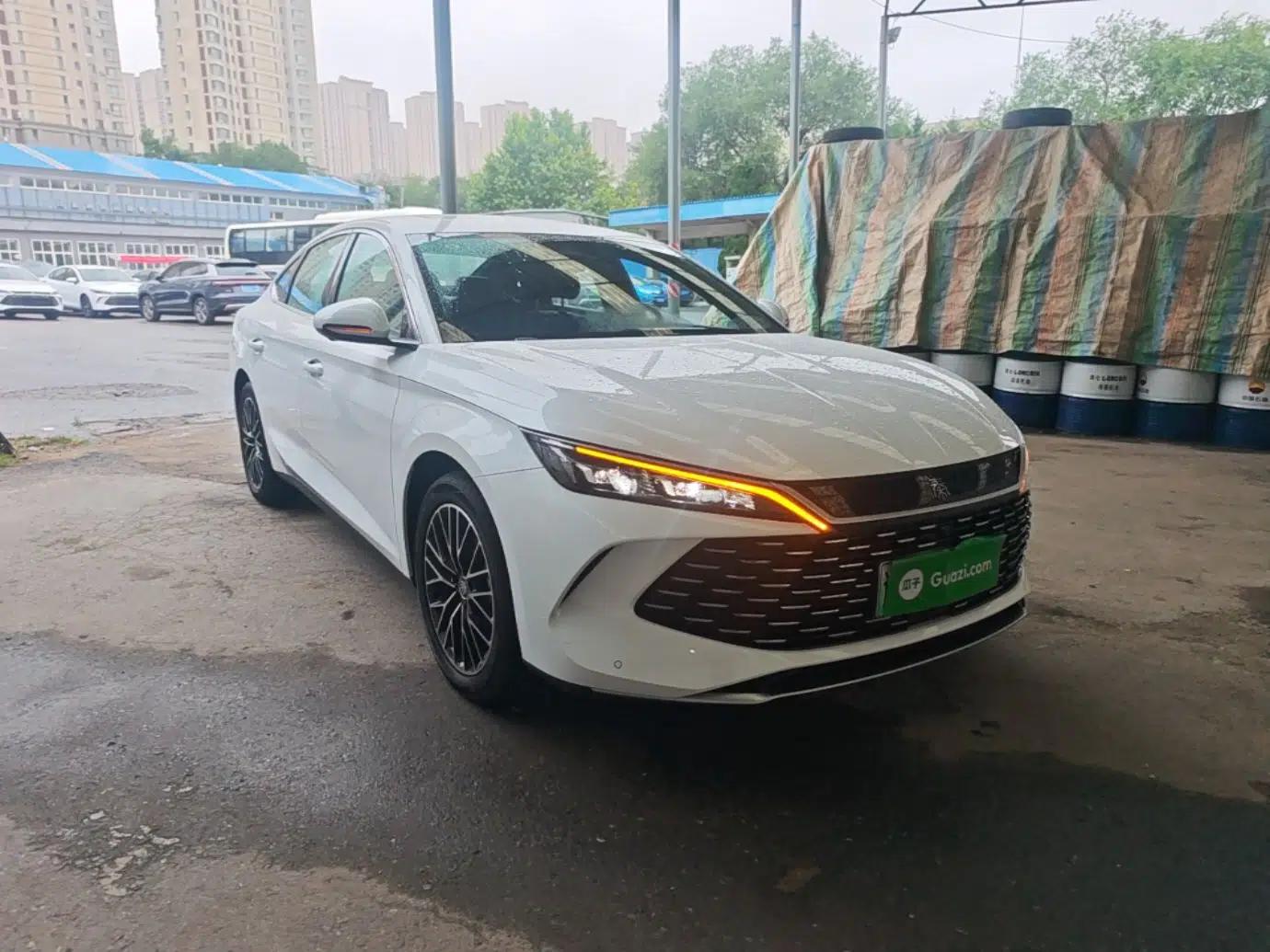 BYD Qin L 2024 DM-i 120KM Excellence Model — миниатюра 3