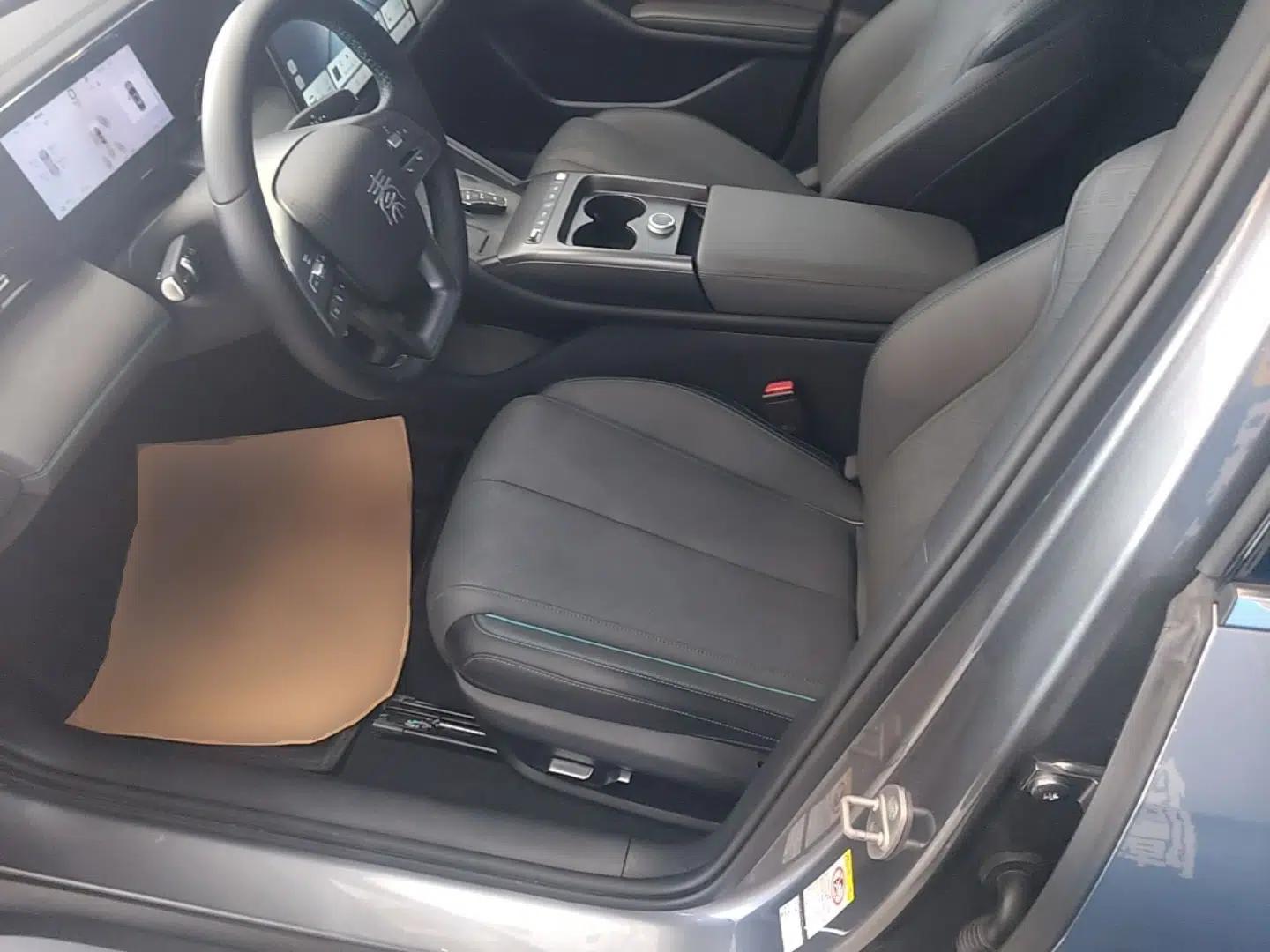BYD Qin L 2025 EV 545KM Excellence Edition — миниатюра 17