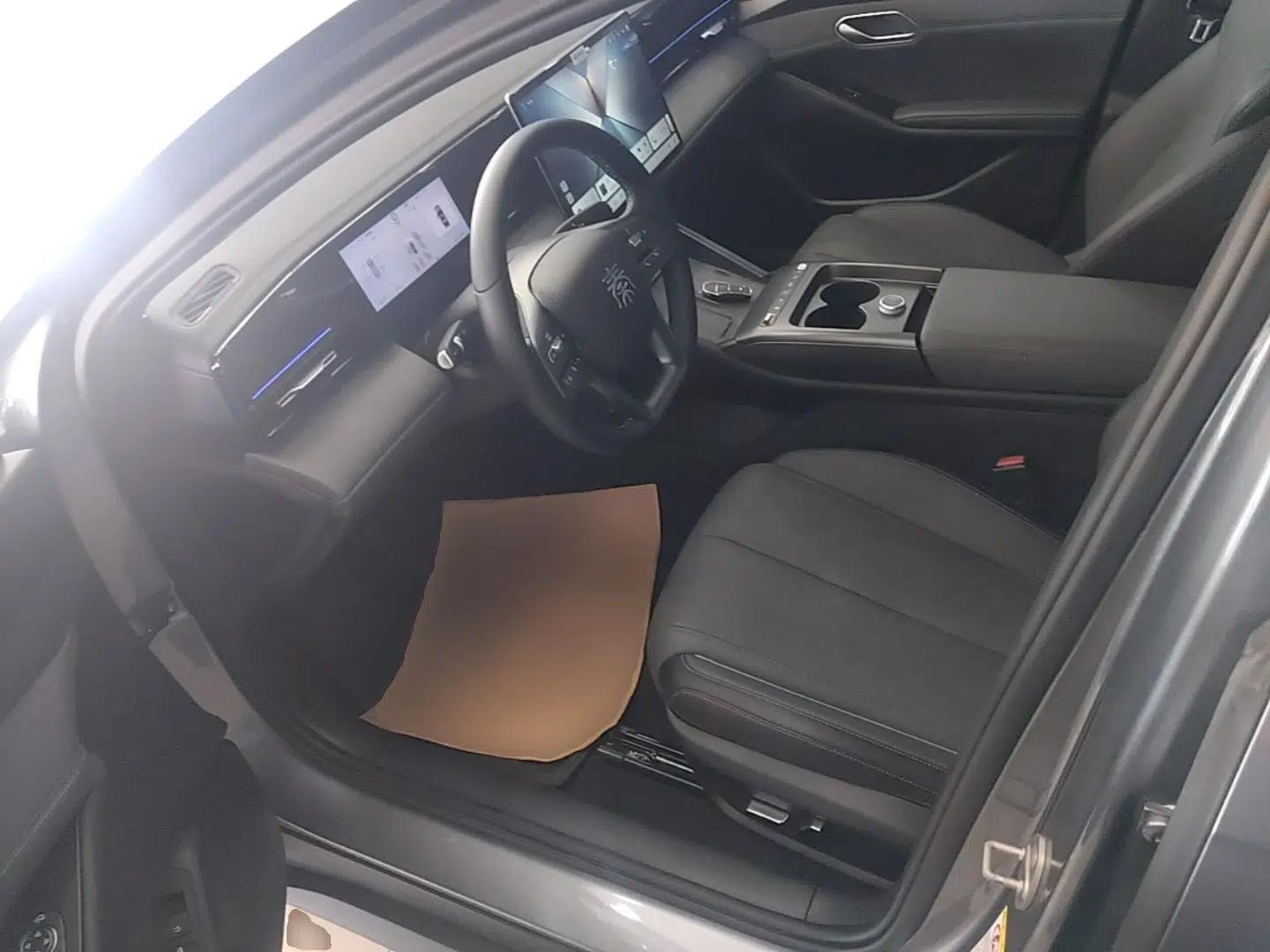BYD Qin L 2025 EV 545KM Excellence Edition — миниатюра 18