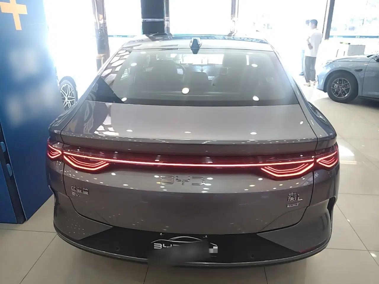 BYD Qin L 2025 EV 545KM Excellence Edition — миниатюра 5