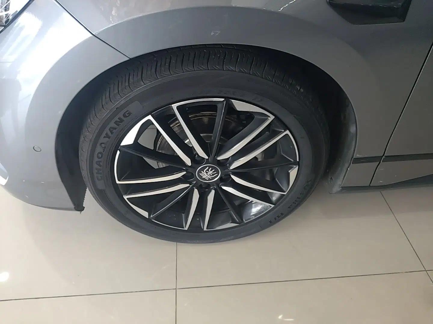 BYD Qin L 2025 EV 545KM Excellence Edition — миниатюра 10