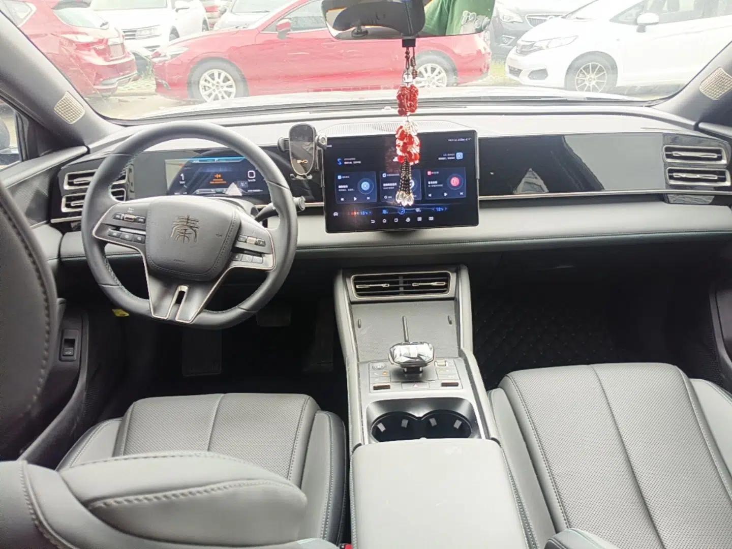 BYD Qin L 2024 DM-i 120KM Beyond Model — миниатюра 12